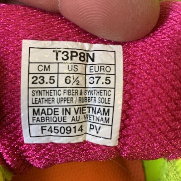 ASICS, ladies GT 2000, dynamic duo max running shoes, size 6.5 - Picture 5 of 13